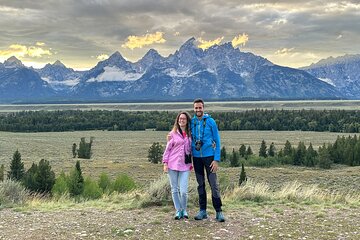 Yellowstone & Grand Teton Nat'l Parks Day Tour - Private Tour