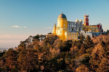 Sintra Mountain tour, with Tickets Pena Palace & Moorish Castle