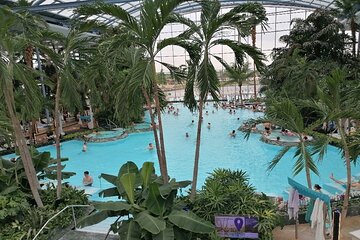 3-Days in Bucharest: Smart Audio Guide with Travel Instructions