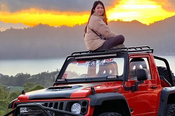 Kaldera Jeep Sunrise Adventure
