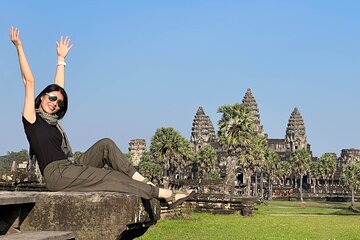 Full Day Small Group Tour & Sunset in Angkor Area from Siem Reap