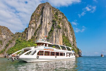 Full Day Ha Long Bay Trip with Premium Cruise