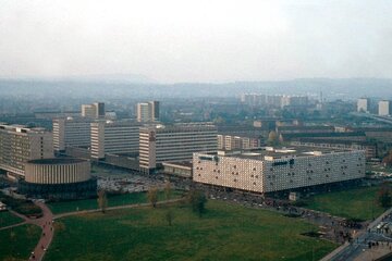 2 Hour GDR Walking Tour in Dresden