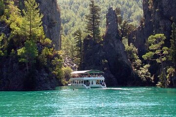 Green Canyon Boat Tour with Lunch and Soft Drinks from Side