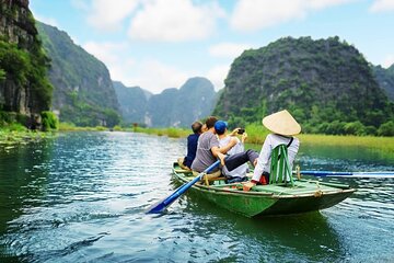  Luxury 1 Day Tour Trang An Boat and Hoa Lu Ancient Capital