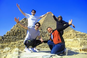  Private tour Giza Pyramids&egyptian Museum&khan khalili bazaar 