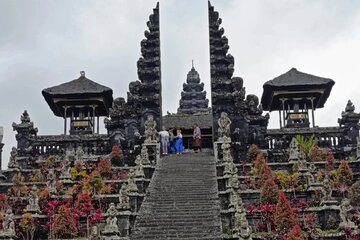 Besakih Temple Entrance Ticket All Inclusive 