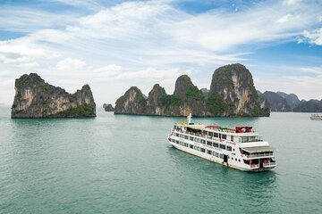 La Regina 2 days visit Halong Bay - 5 star