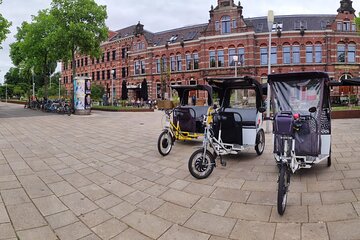 1 hour Amsterdam City Tour in Pedicab