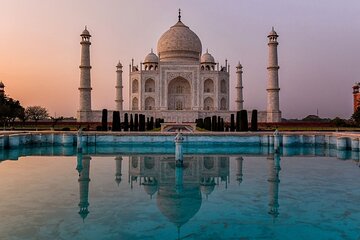 Private Sunrise Taj Mahal Agra Fort Guided Tour by Car From Delhi