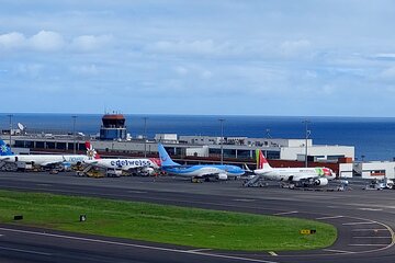 Transfer Privado e Confiável: Aeroporto → Funchal (ou vice-versa)