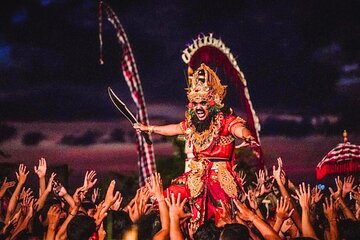 Private Tour to Uluwatu and Kecak Fire Dance and Jimbaran Bay