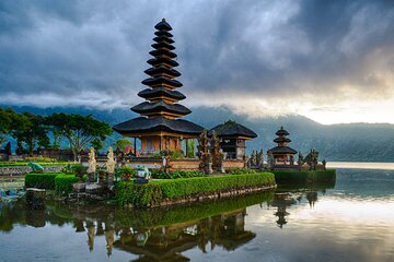 Bali: Bedugul Lake Temple, Twin Waterfall, UNESCO Rice Field