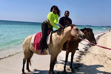 1 Hour Horse Back Riding & Dunn's River Falls Tour Combo