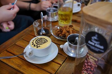 Experience Egg Coffee Class in Ha Noi City