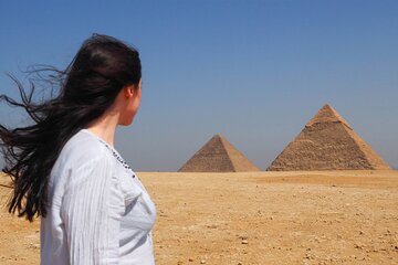 Half-Day Tour of Giza Pyramids and Sphinx in Cairo