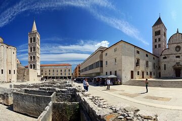 Early Bird Group Walking Tour in Zadar Old Town