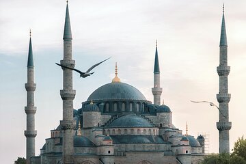 Half Day of Exploring Historic Marvels Tour in Istanbul 