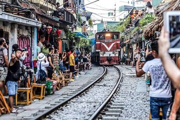 Experience Hanoi Food with Train Street Visit