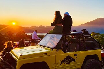 Sunrise Jeep Tour and Hotspring Experience in Batur Kintamani