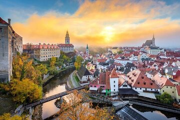 Full Day in Cesky Krumlov from Prague in English with Local