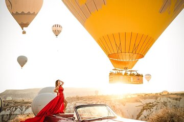 Cappadocia Enchanting Photo Shoot with Balloons Included