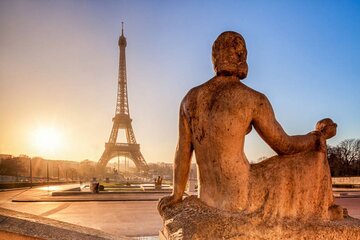 Full Day Private Historical Tour in Paris 