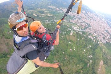 Guatape Private Adventure Tour with Paragliding