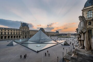 Mona Lisa and Louvre Museum Masterpieces Private Tour