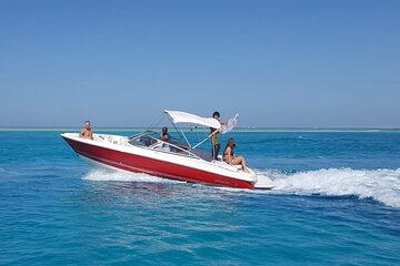 Private Speedboat Transfer to Your Chosen Island in Hurghada