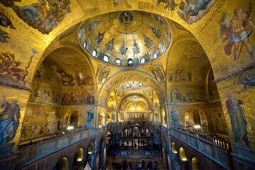 Tour of the Doge's Palace, Basilica and Bridge of Sighs of Venice