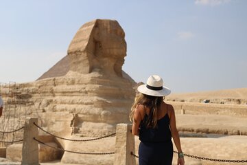 Half-Hour Camel ride Giza Pyramids and Egyptian Museum