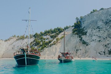 "QueenBee" Full-Day Boat Trip with Lunch