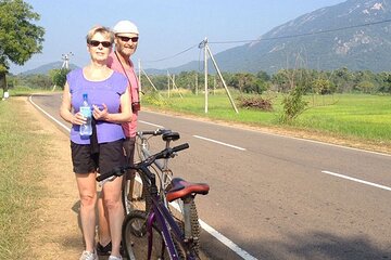 Dambulla and Sigiriya Cycling Tour from Negombo
