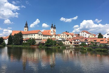 Exploring the Charming Towns of Trebic and Telc in a Day