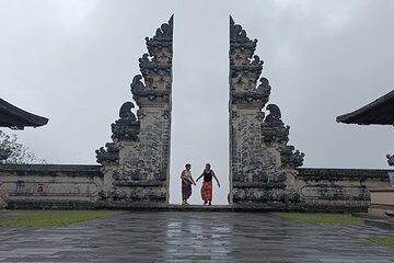 Journey To Heaven Gate East Bali Tour