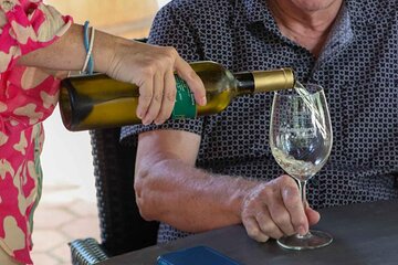 Full-Day Private Wine Tour to 3 Wineries in Mallorca