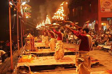 Varanasi: 2 Days Tour Package With Boat Ride