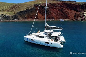 Caldera Cruise with Swim Stops, BBQ on board and drinks!