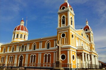 Private 1-day tour to Nicaragua from Playas del Coco