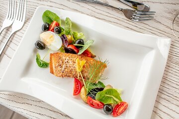 Lookout Cafe 3 Course Dinner In Victoria Falls