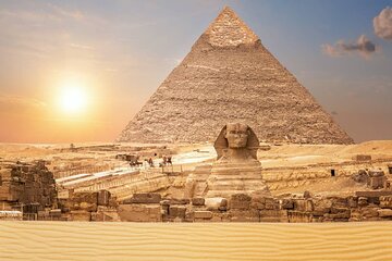 Giza Pyramids, Museum, Citadel and Khan Al-Khalili Private Tour