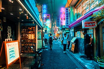 Tokyo Shibuya and Harajuku Walking Tour With A Guide