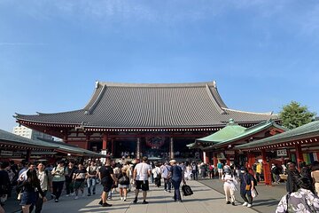 Tokyo : Asakusa and Senso-Ji Walking Tour With A Guide