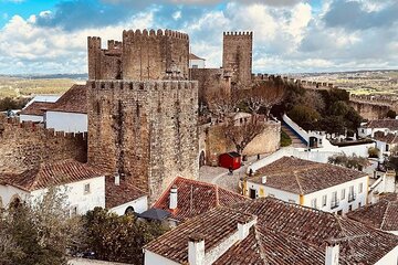 Lisbon: Tour to Fatima, Battle, Nazareth and Obidos (proof of ginja)!