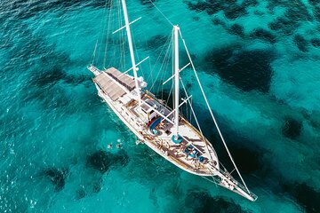 Hera 3 Bay Cruise including the Blue Lagoon