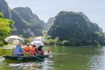 From Hanoi: Trang An and Bai Đinh Full-Day Tour by Limousine