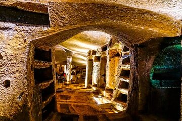 Rome: Catacombs Guided Tour with Private Transfer
