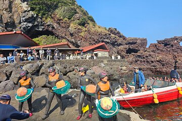 jeju island Jumbo taxi Private tour with Mr.Hong East of jeju