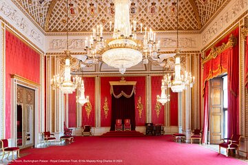 Inside Buckingham Palace State Rooms & Royal London Walking Tour